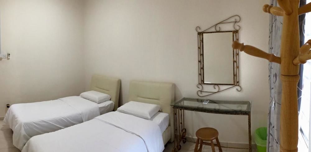 Vinz Homestay Malacca エクステリア 写真